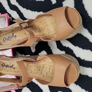 Tan wedge shoes